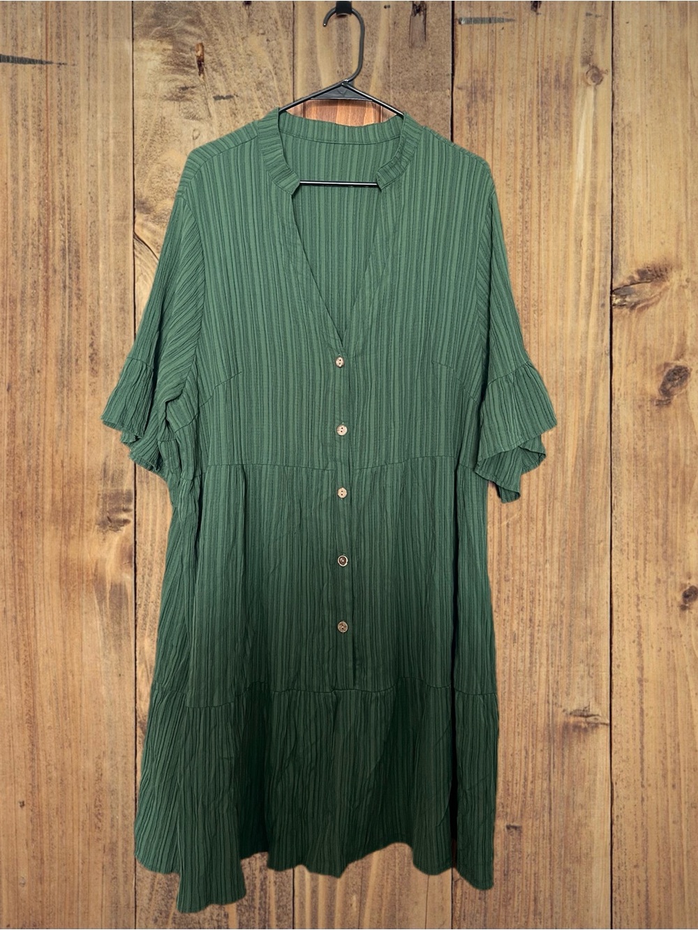 SHEIN Curve 4X Forest Green V-Neck Button-Front Tiered Tunic